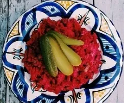 Rode bietensalade met tonijn