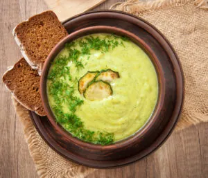 Lichte smakelijke courgettesoep