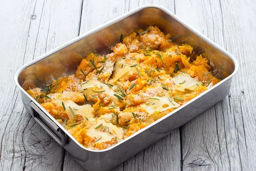 Pompoenlasagne met spinazie-ricotta saus