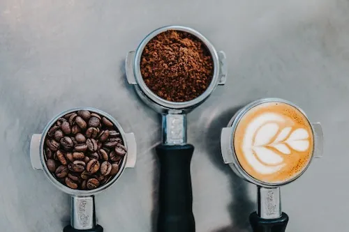 Heb je je weleens afgevraagd of je dik wordt van koffie