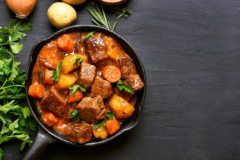 Zelfgemaakte verse rode currypasta